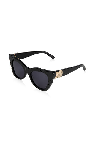 marilyn-with-solid-grey-lens