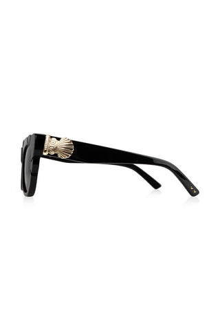marilyn-with-solid-grey-lens