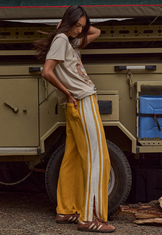  a beige graphic T-shirt